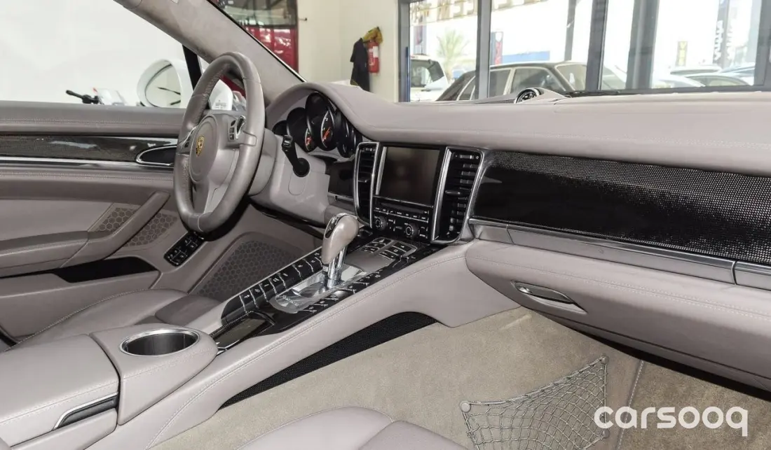 Porsche Panamera Turbo Fab Design 4.8L V8 2010 Model - White/Grey - Photo 12