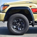 2023 TOYOTA LAND CRUISER 79 SINGLE CAB PICKUP LX 4.5L V8 TURBO DIESEL MT - Thumbnail 4