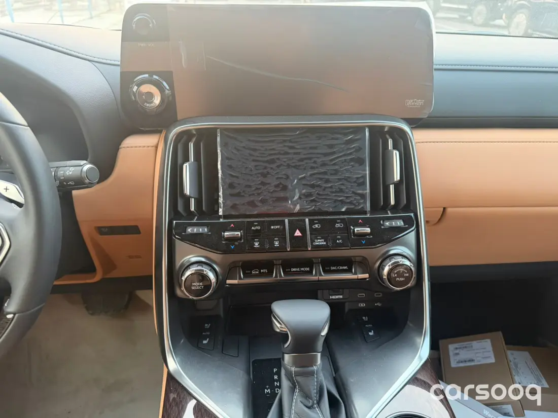 Lexus LX600 Signature 3.5L Twin-Turbo 2026 Model - GCC Specs - Black/Tan For Export in Dubai - Photo 11