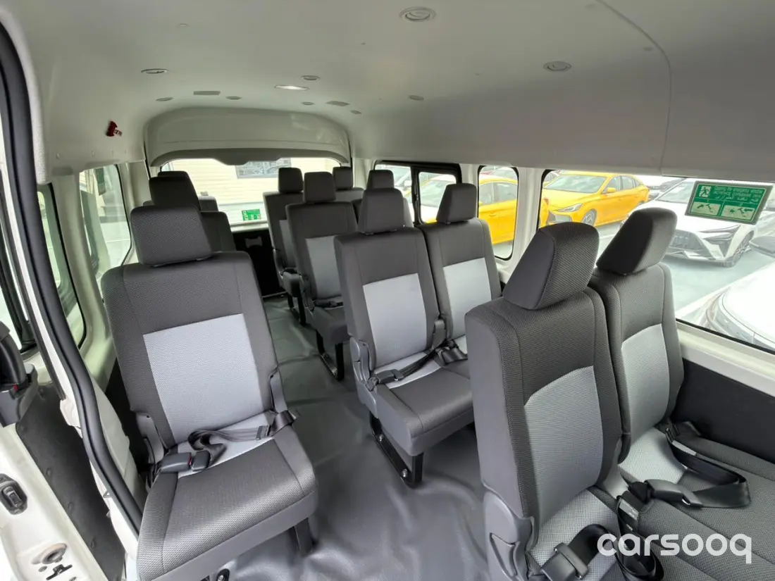 Toyota Hiace High Roof GL 2.8L Diesel 2026 Model - GCC Specs - White/Grey For Export in Dubai - Photo 10