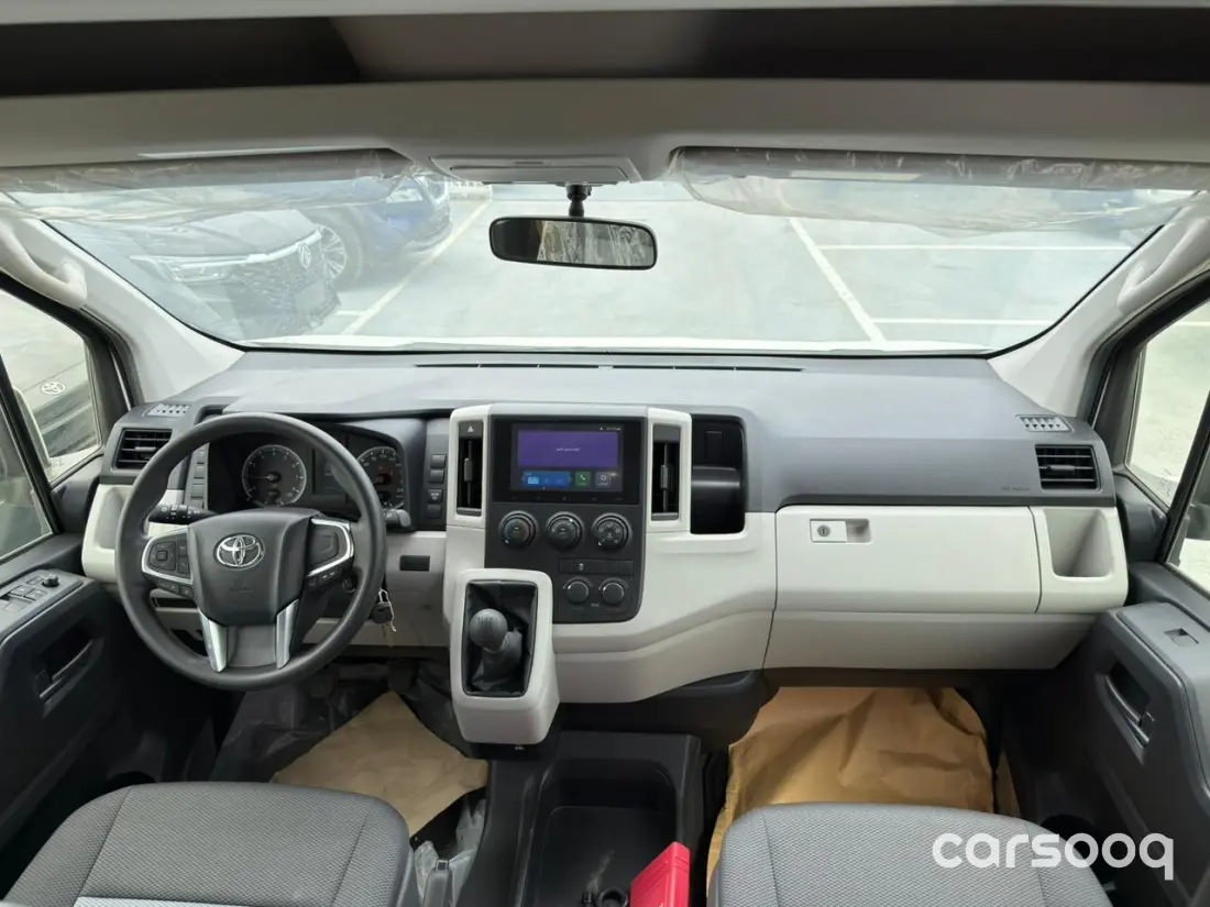 Toyota Hiace High Roof GL 2.8L Diesel 2026 Model - GCC Specs - White/Grey For Export in Dubai - Photo 18