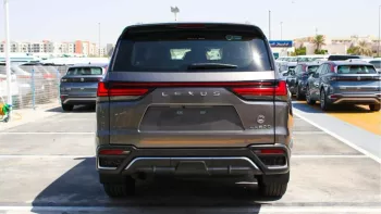 Lexus LX 600 f sport v6 2022 3.5L 4WD