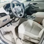AED 1365/ MONTH - CHEVROLET TRAVERSE LT - 2019 - GCC - IMMACULATE CONDITION - Thumbnail 8