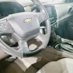 AED 1365/ MONTH - CHEVROLET TRAVERSE LT - 2019 - GCC - IMMACULATE CONDITION - Thumbnail 9