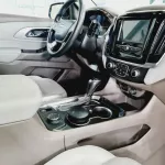 AED 1365/ MONTH - CHEVROLET TRAVERSE LT - 2019 - GCC - IMMACULATE CONDITION - Thumbnail 13