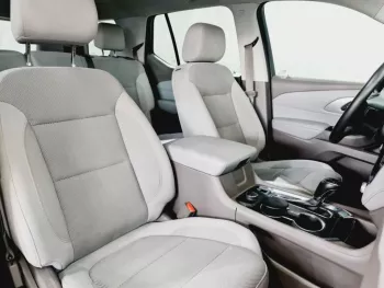 AED 1365/ MONTH - CHEVROLET TRAVERSE LT - 2019 - GCC - IMMACULATE CONDITION