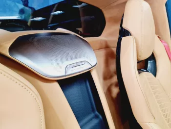 AED 6120/ MONTH - CHEVROLET CORVETTE C8 STINGRAY Z51 3LT - 2021 - GCC - IMMACULATE CONDITION