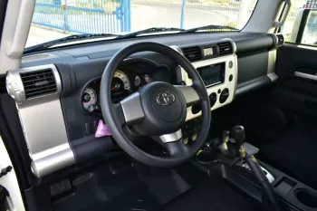 New TOYOTA FJ CRUISER V6 4.0L PETROL AT 2022 (UAE)