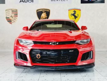 AED 2590/ MONTH - CHEVROLET CAMARO ZL1 6.2L SUPERCHARGED - 2017 - GCC - IMMACULATE CONDITION