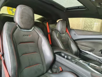 AED 2590/ MONTH - CHEVROLET CAMARO ZL1 6.2L SUPERCHARGED - 2017 - GCC - IMMACULATE CONDITION