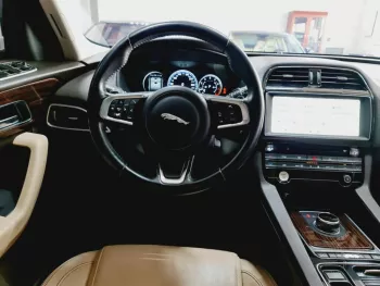 AED 2,130 /MONTH - JAGUAR F-PACE 25T - 2018 - GCC - IMMACULATE CONDITION