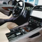 AED 2,130 /MONTH - JAGUAR F-PACE 25T - 2018 - GCC - IMMACULATE CONDITION - Thumbnail 16