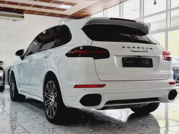 AED 2590/ MONTH - PORSCHE CAYENNE GTS - 2016 - FULLY LOADED - IMMACULATE CONDITION