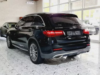 AED 2375/ MONTH-MERCEDES GLC 250 AMG KIT-2018-GCC-FULLY LOADED-UNDER WARRANTY-IMMACULATE CONDITION