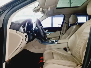 AED 2375/ MONTH-MERCEDES GLC 250 AMG KIT-2018-GCC-FULLY LOADED-UNDER WARRANTY-IMMACULATE CONDITION