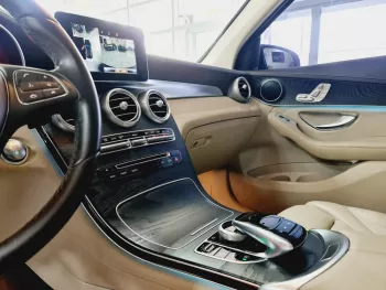 AED 2375/ MONTH-MERCEDES GLC 250 AMG KIT-2018-GCC-FULLY LOADED-UNDER WARRANTY-IMMACULATE CONDITION