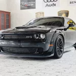AED 3820/MONTH-DODGE CHALLENGER HELLCAT - 2018-GCC-FULLY LOADED-UNDER WARRANTY-IMMACULATE CONDITION - Thumbnail 4