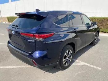 TOYOTA - HIGHLANDER XLE - HYBRID 2021