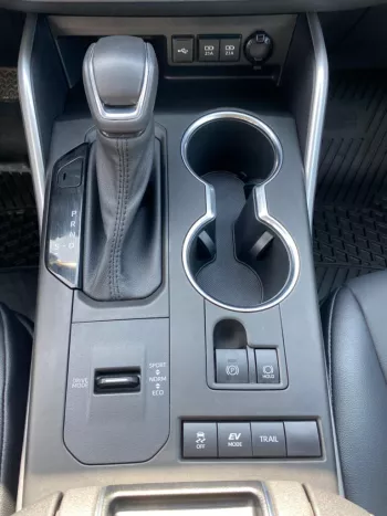 TOYOTA - HIGHLANDER XLE - HYBRID 2021