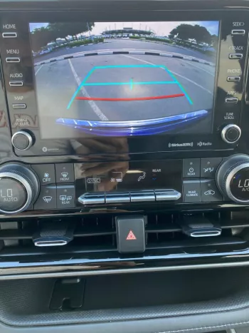 TOYOTA - HIGHLANDER XLE - HYBRID 2021