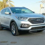 HYUNDAI SANTAFE 2.4L 4CY PETROL SILVER 2018 - Thumbnail 25