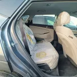 HYUNDAI TUCSON 2.0L 4CY PETROL GRAY 2017 - Thumbnail 32
