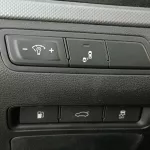 HYUNDAI SONATA SEDAN 2.4L 4CY PETROL WHITE 2019 - Thumbnail 32