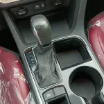 HYUNDAI SONATA SEDAN 2.4L 4CY PETROL WHITE 2019 - Thumbnail 37