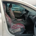 HYUNDAI SONATA SEDAN 2.4L 4CY PETROL WHITE 2019 - Thumbnail 38