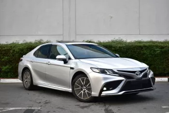 2023 TOYOTA CAMRY SE 2.5L PETROL AT