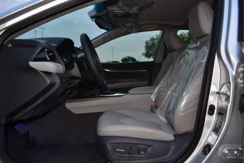 2023 TOYOTA CAMRY SE 2.5L PETROL AT