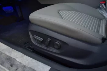 2023 TOYOTA CAMRY SE 2.5L PETROL AT