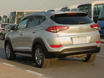 HYUNDAI TUCSON 1.6L V4 PETROL SILVER 2018 