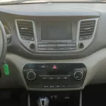HYUNDAI TUCSON 1.6L V4 PETROL SILVER 2018  - Thumbnail 36