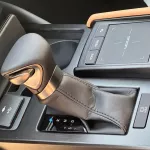 Lexus es250 model year 2022 petrol - Thumbnail 6