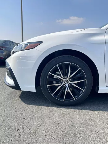 TOYOTA CAMRY SE 3.5L 6CYL FWD 2023