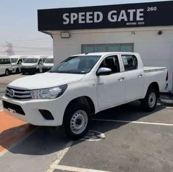 TOYOTA HILUX 2.4L DLX-E M/T DSL