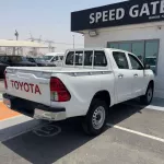 TOYOTA HILUX 2.4L DLX-E M/T DSL - Thumbnail 4
