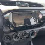 TOYOTA HILUX 2.4L DLX-E M/T DSL - Thumbnail 8