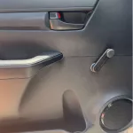 TOYOTA HILUX 2.4L DLX-E M/T DSL - Thumbnail 14