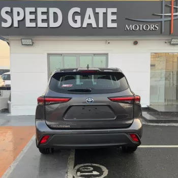 TOYOTA HIGHLANDER GLE 2.5L HYBRID  MODEL 2022