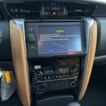 TOYOTA FORTUNER 2.7L MODEL 2023 (for export only) - Thumbnail 7