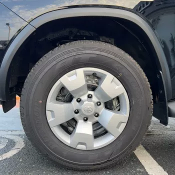 TOYOTA FORTUNER 2.7L MODEL 2023 (for export only)