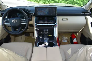 2023 TOYOTA LAND CRUISER LC300 VXR 4.0L V6 PETROL AT