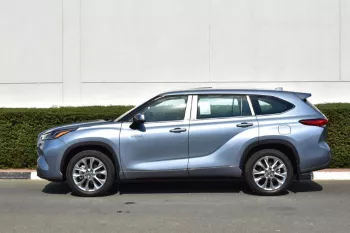 2022 MODEL TOYOTA HIGHLANDER LIMITED HYBRID 2.5L AWD 7 SEATER AUTOMATIC