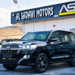 TOYOTA LAND CRUISER VX-R V8 5.7 2021 EXPORT PRICE - Thumbnail 2