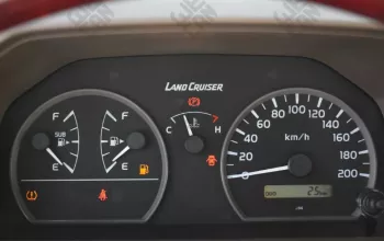 TOYOTA LAND CRUISER PICKUP