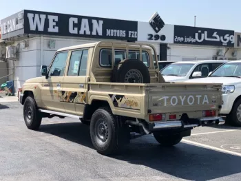 Toyota Land Cruiser Pickup 2021 PETROL