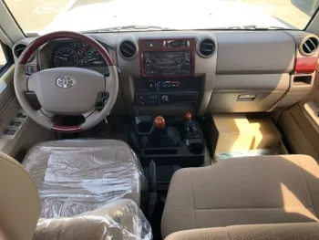Toyota Land Cruiser Pickup 2021 PETROL