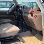 Toyota Land Cruiser Pickup 2021 PETROL - Thumbnail 8
